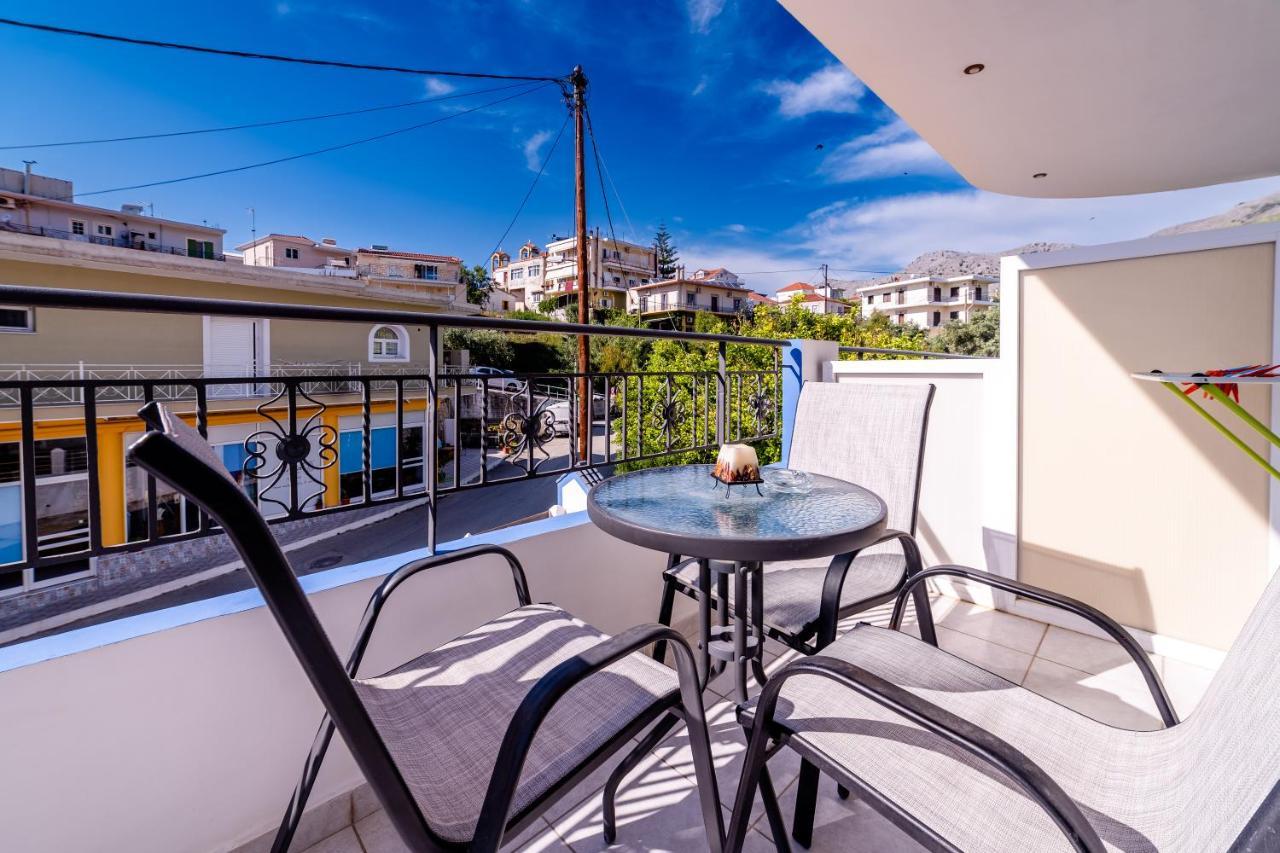 Azzurro Hotel Palairos ภายนอก รูปภาพ