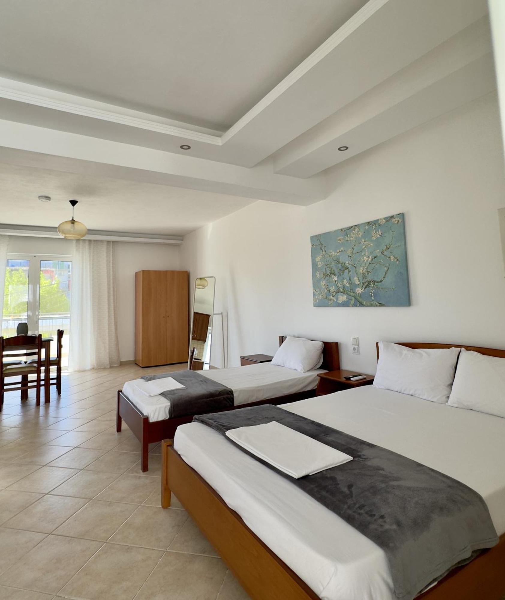 Azzurro Hotel Palairos ภายนอก รูปภาพ